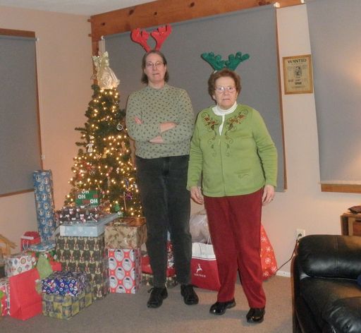 Verna F. Edwards Strandlund photo gallery thumbnail 28 of 75