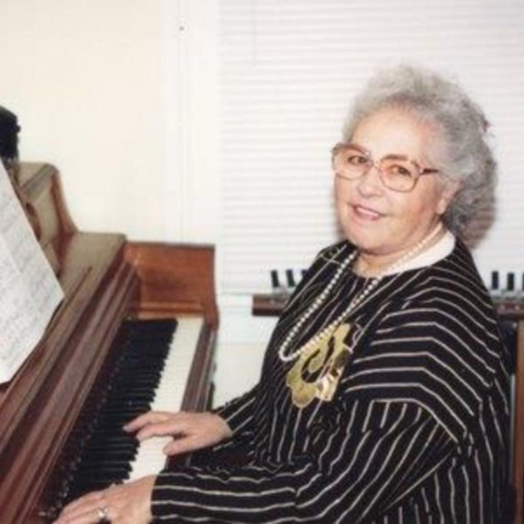 Betty Lou Giuly Profile Photo