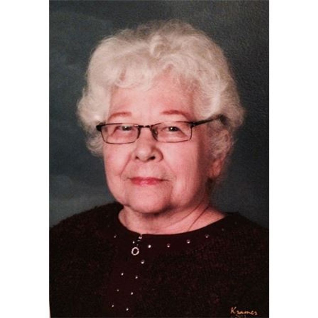 Evelyn Gray