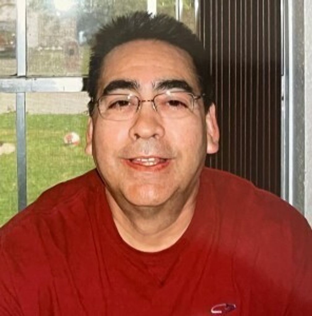 Russell Munoz Profile Photo