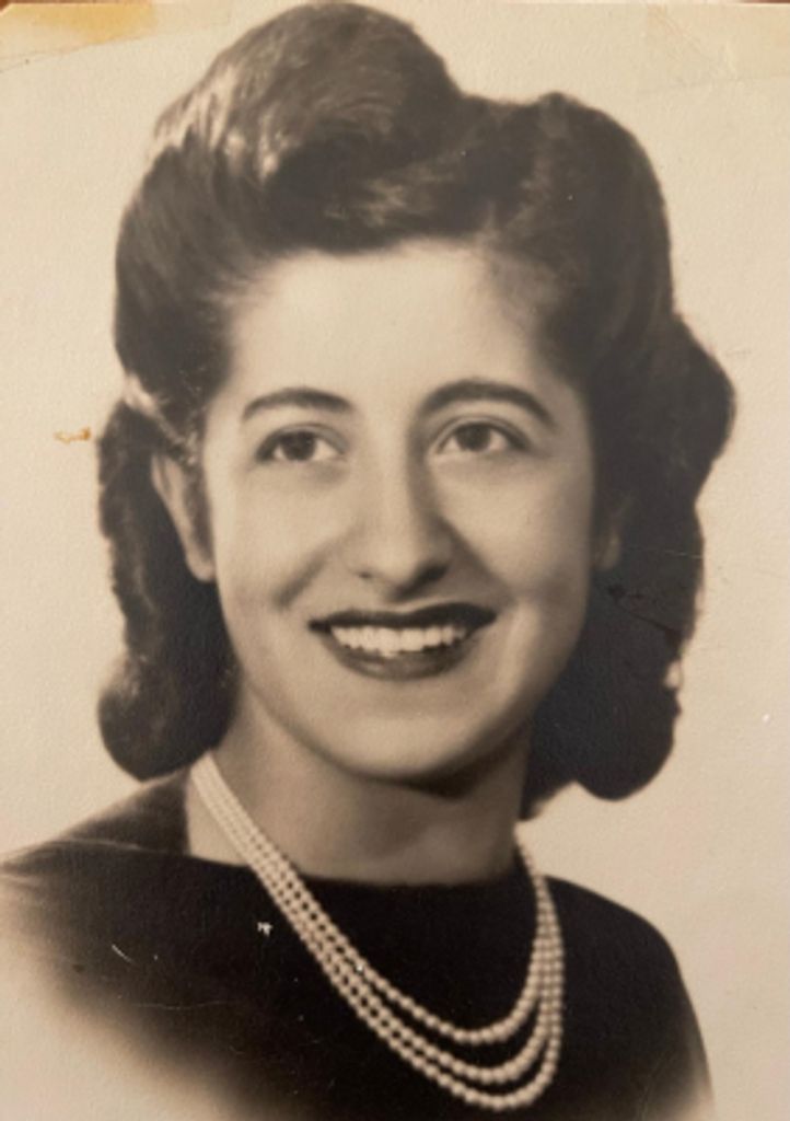 Ruth Ann Mattos Profile Photo