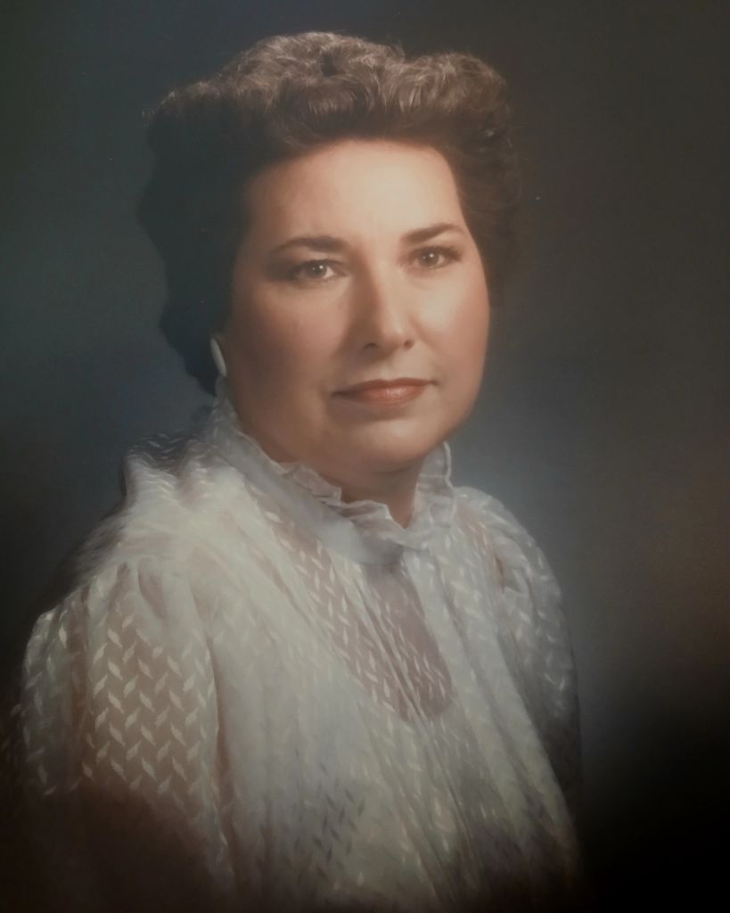 Essie Juanita Simmons Profile Photo