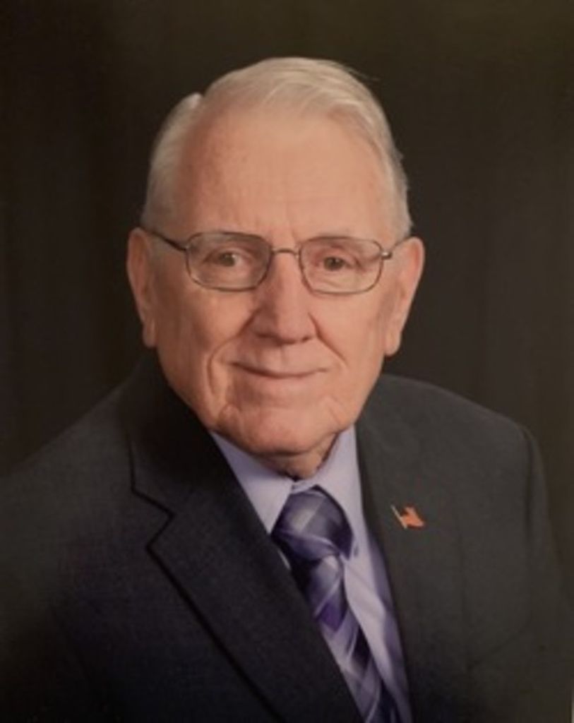Lloyd Talton Warner