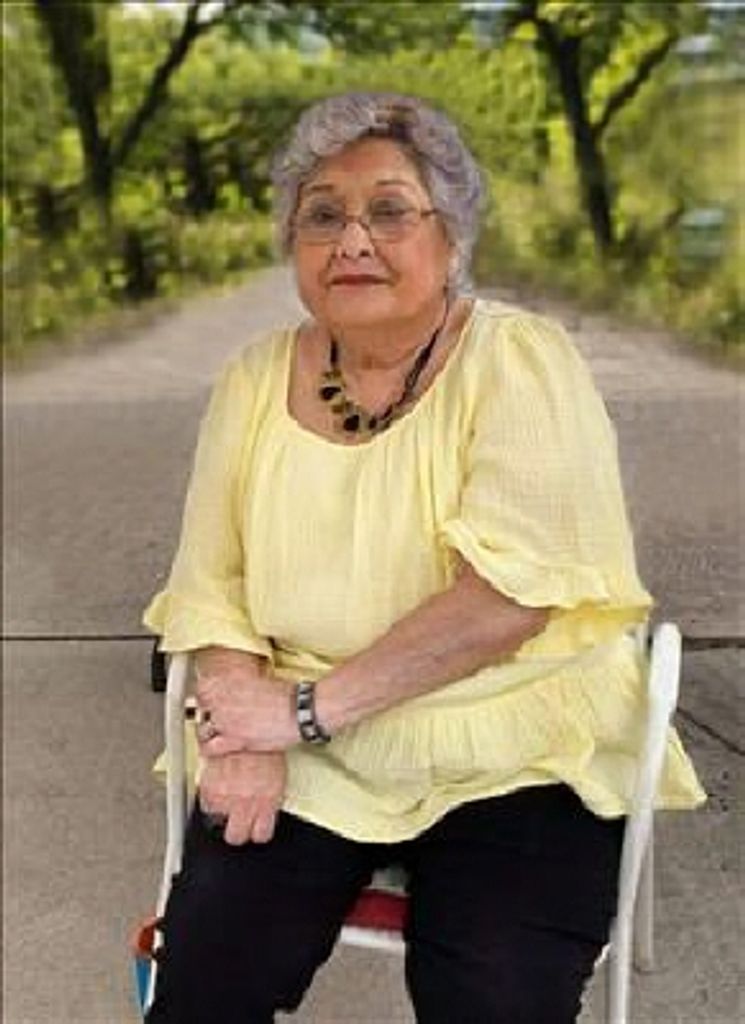 Pauline R. Luna