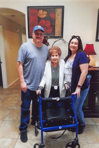 Rose Marie Velarde photo gallery thumbnail 74 of 99