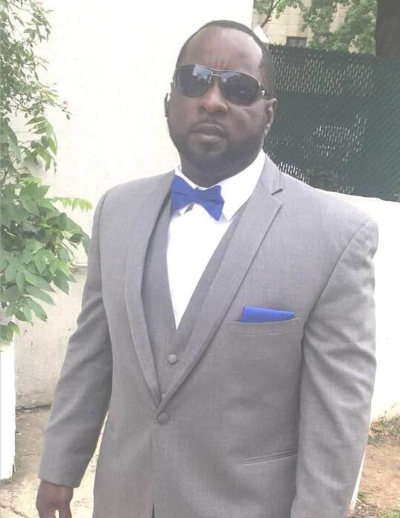 Robert Earl Garner Jr. Profile Photo