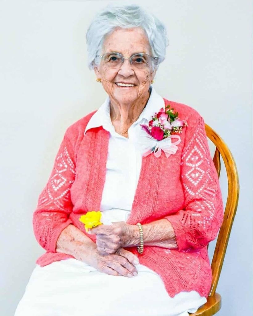 Vivian LaRae Curry