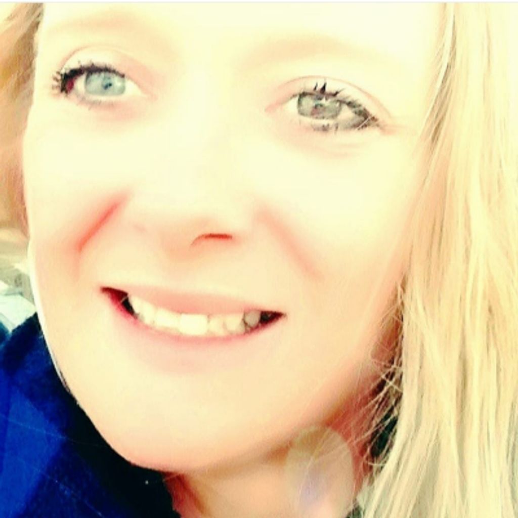Stephanie I. Melville Profile Photo