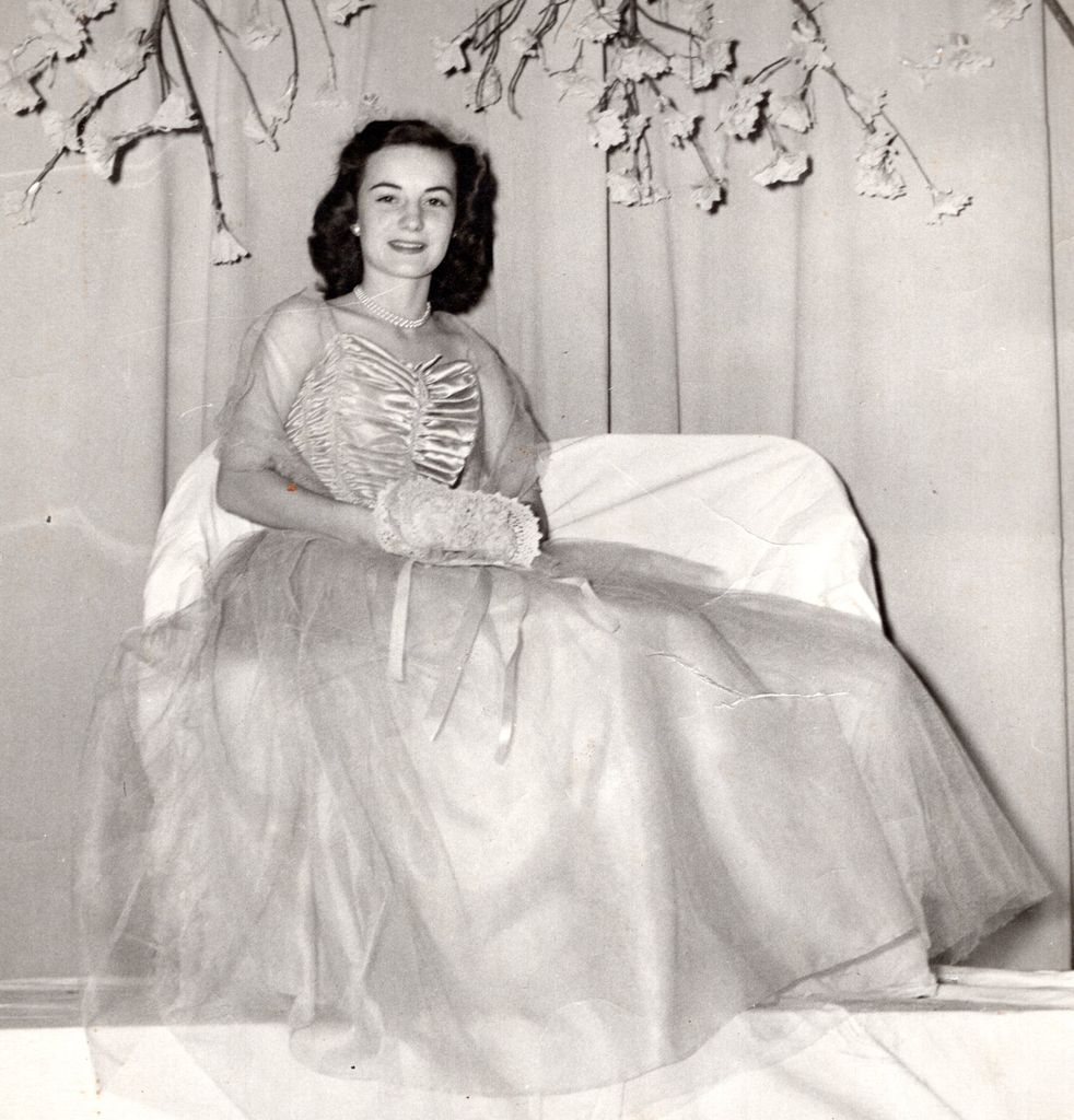 Evelyn E Trimble