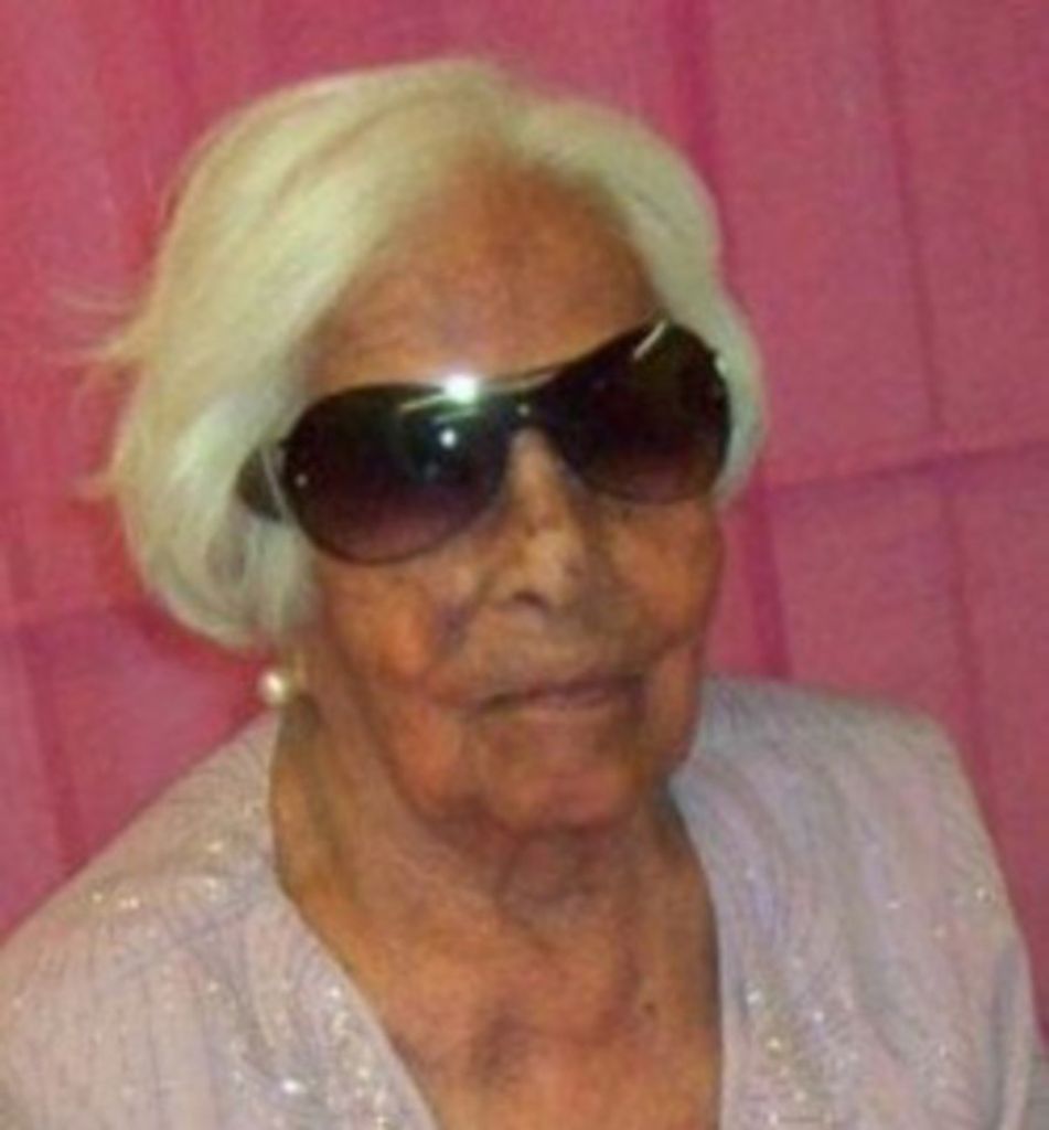 Avelina Macias De Orozco
