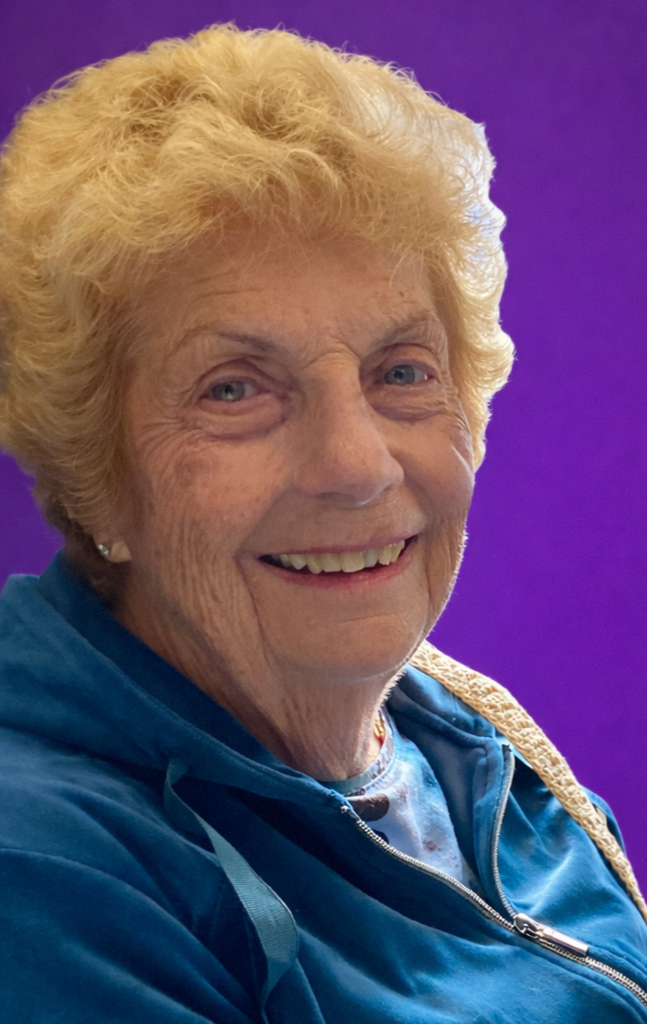 Suzanne Aston Profile Photo