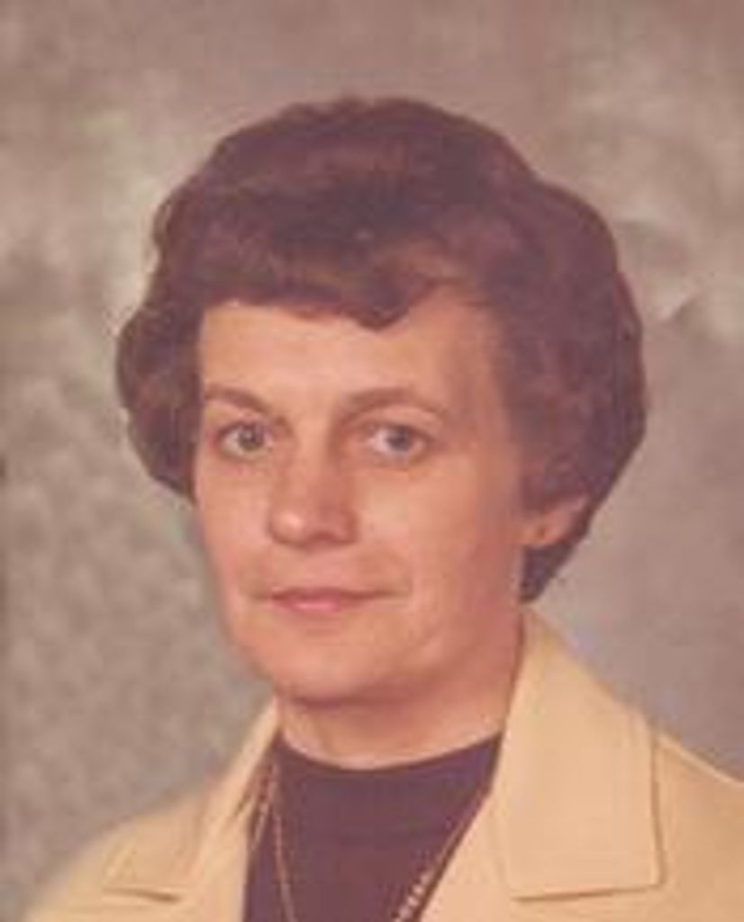 Shirley M Redland