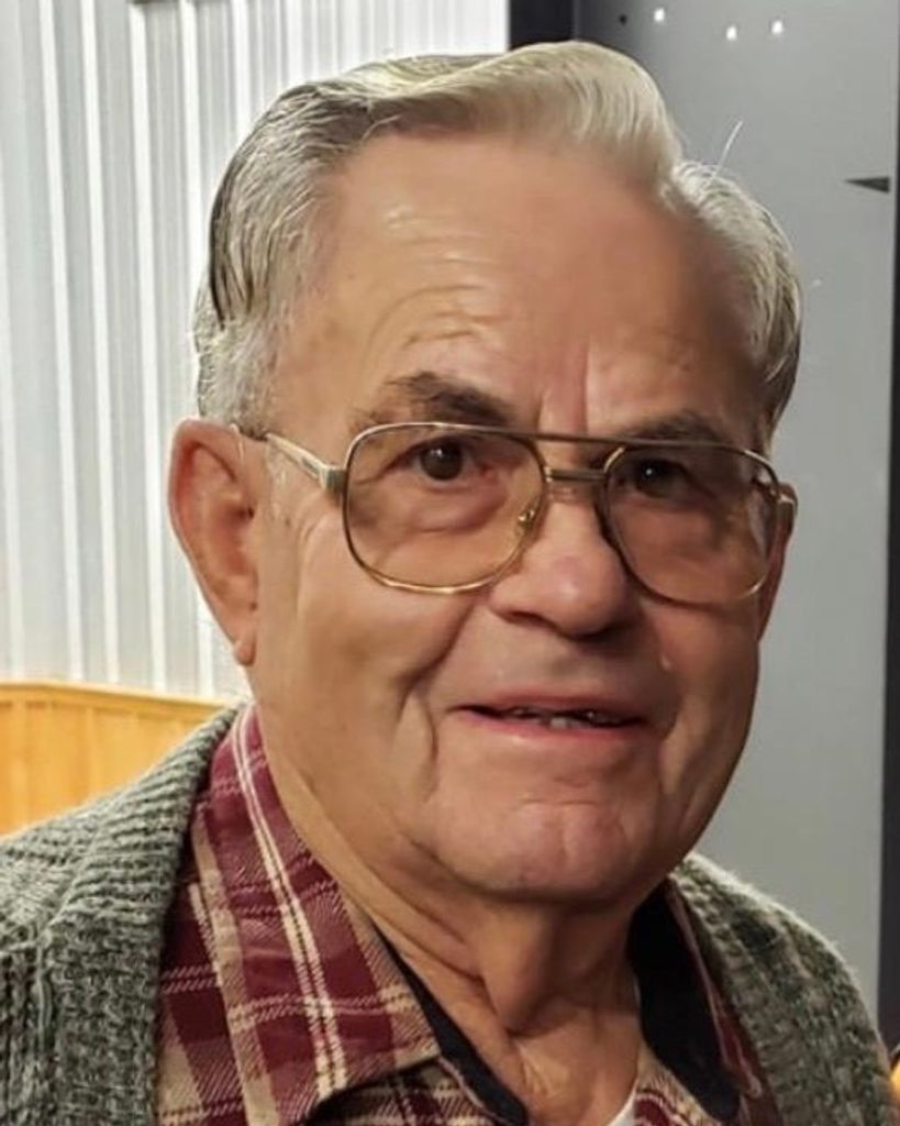 Leon "Papa" Pechacek Profile Photo