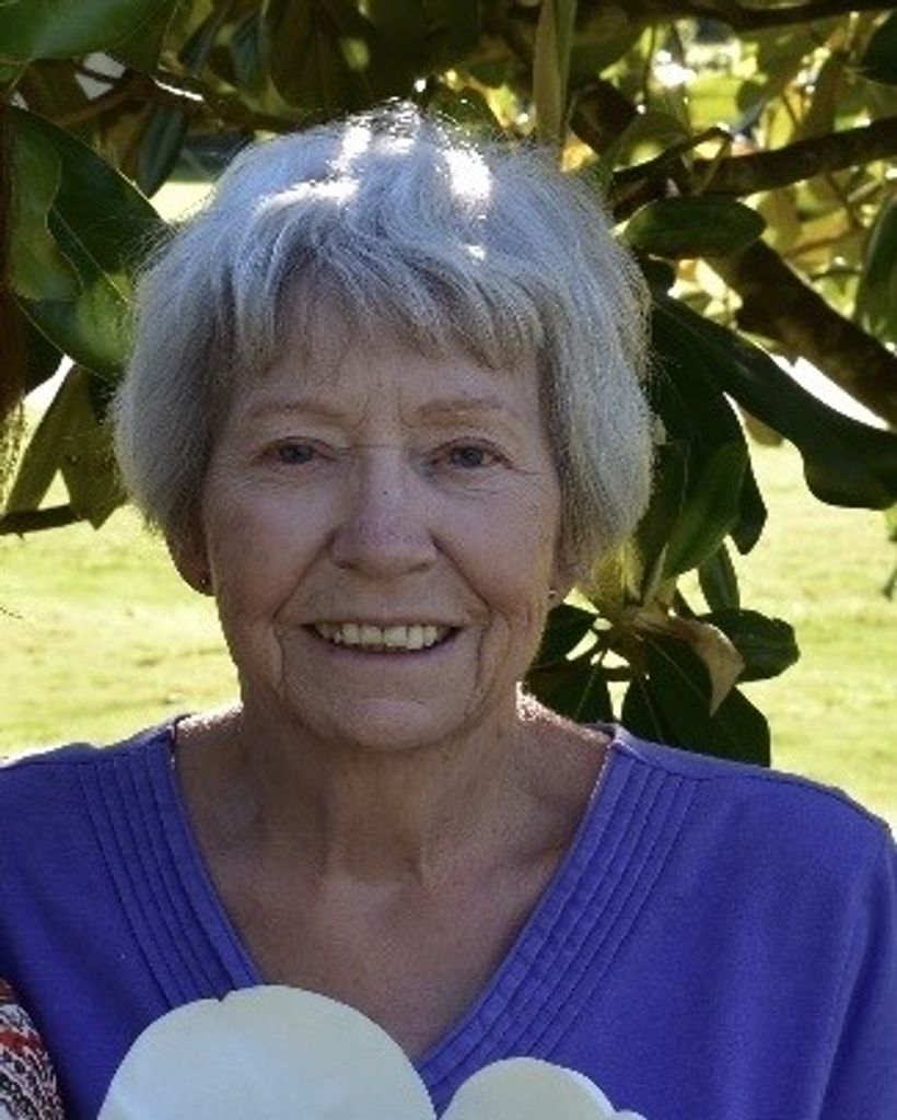 Ruth Christmas Profile Photo