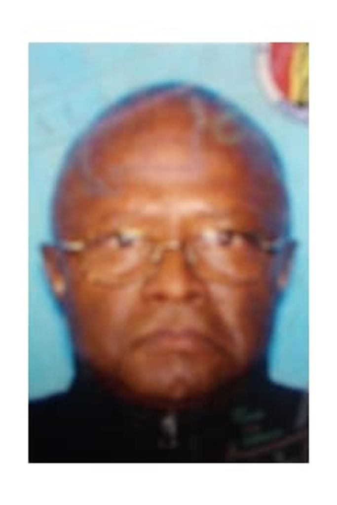 Mr. Charles   Robertson III