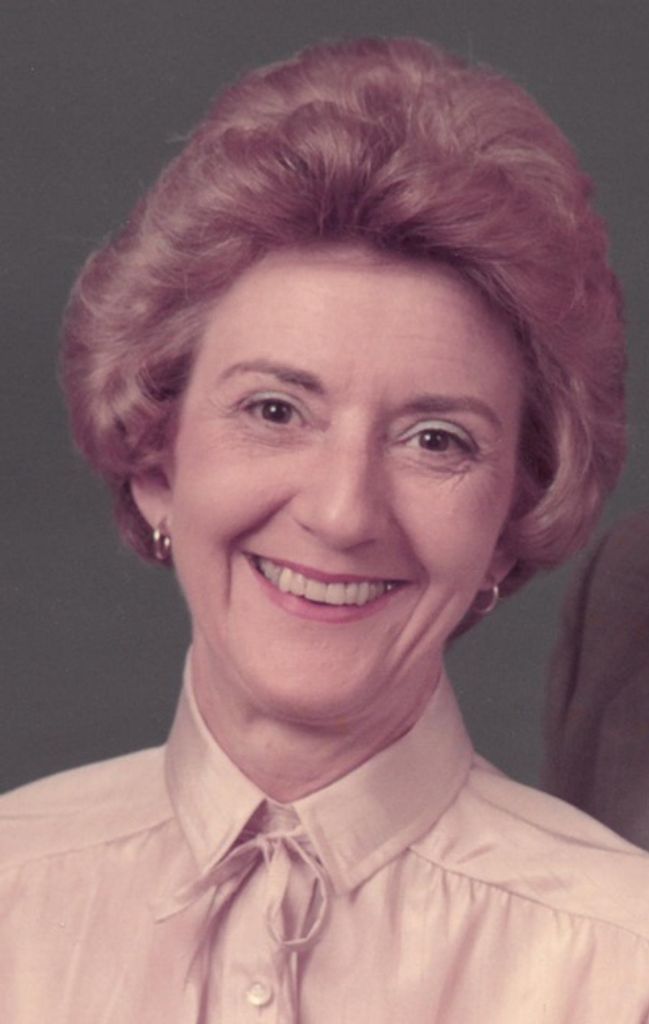 Bettina Davis Divers