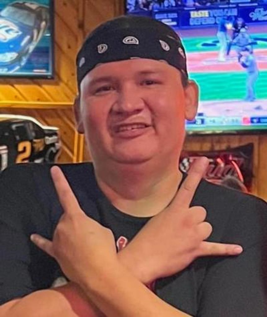 Derrick R. Latender "D" Mawǣhsaeh – Little Wolf