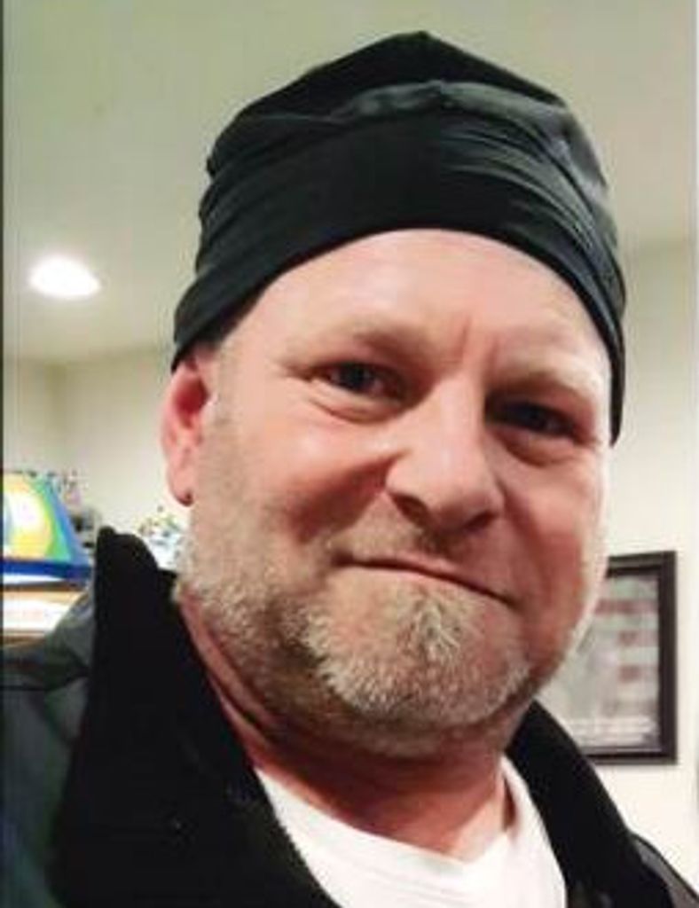 Derek C. Summers Profile Photo