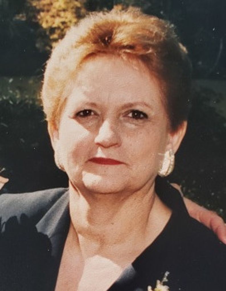 Sue (Moffitt)  Calhoun