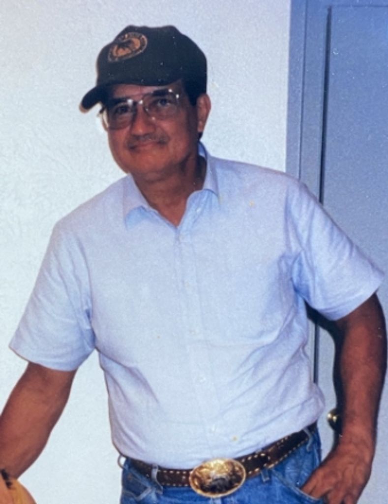 Salvador Santos Gosman Profile Photo