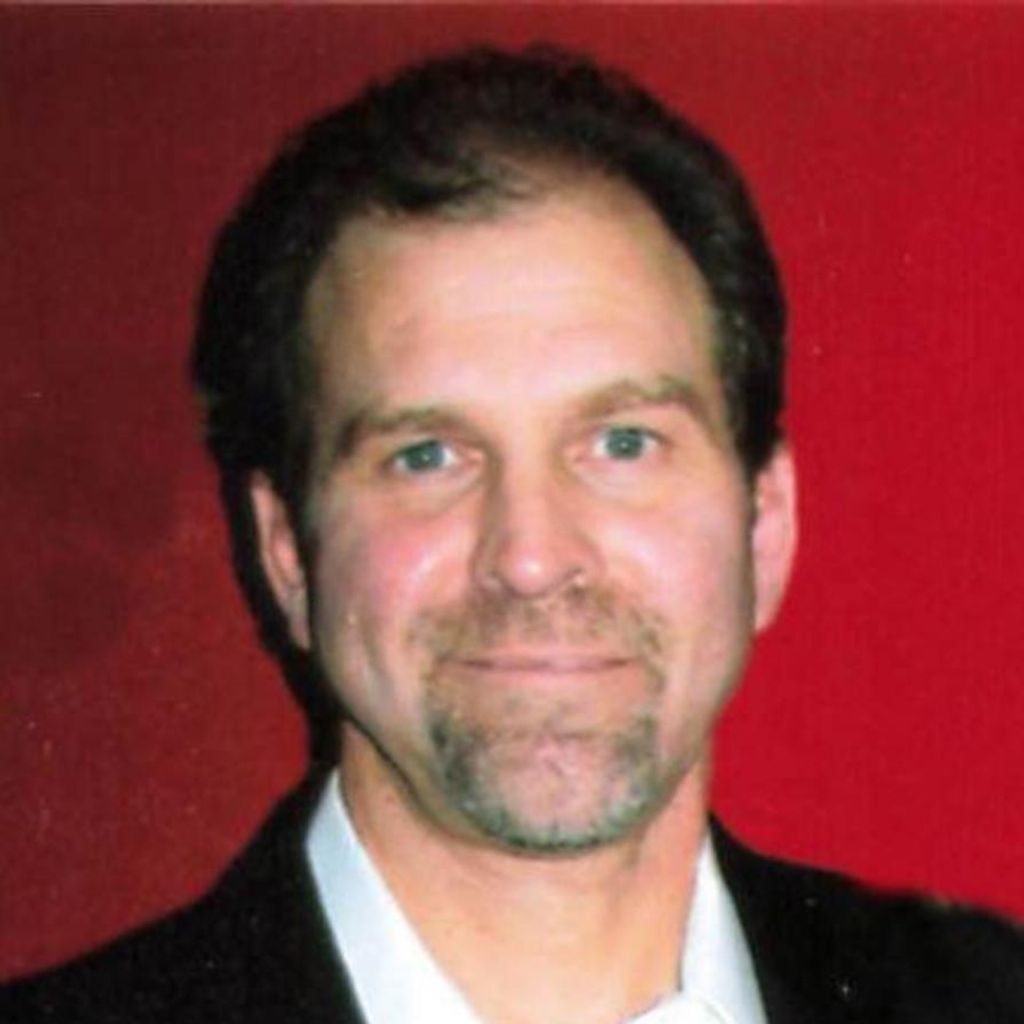Greg Nichols