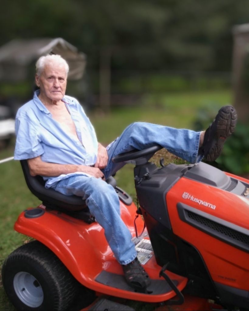 Paul Eugene "Gene" Holbert Profile Photo