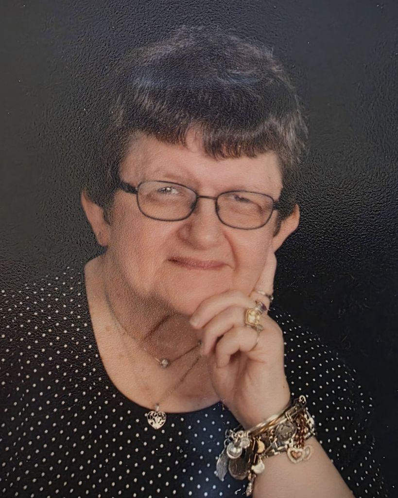 Mary Ellen Spinella Profile Photo
