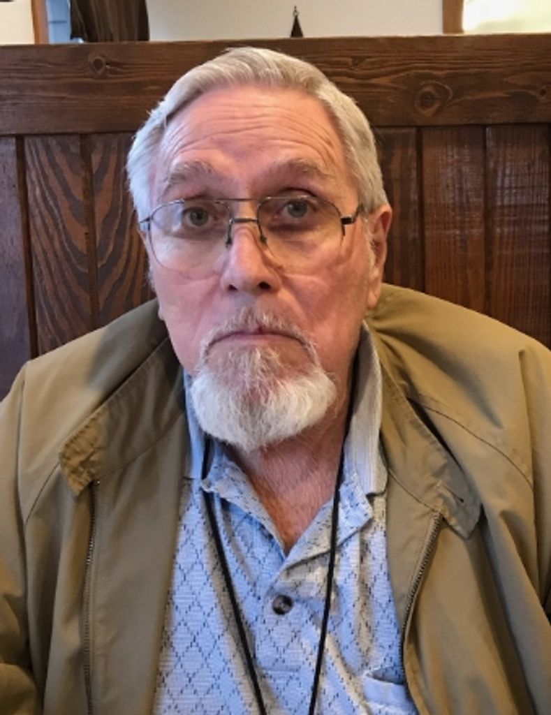 Robert "Hank" Schumacher Profile Photo