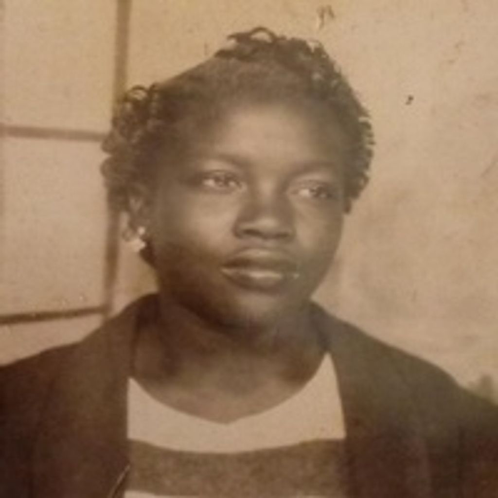 Lizzie Douglas-Maxwell