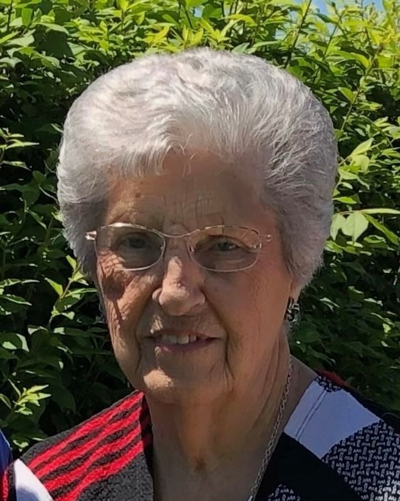 Hallie Youlanda Slaughter Warren Profile Photo