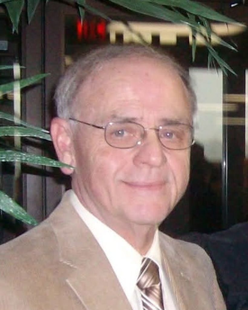 Kenneth P. Reeves Profile Photo