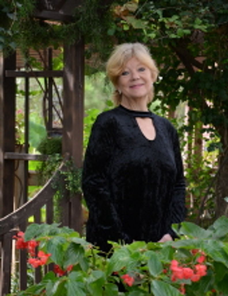 Deeanna Lynn Cowley Profile Photo