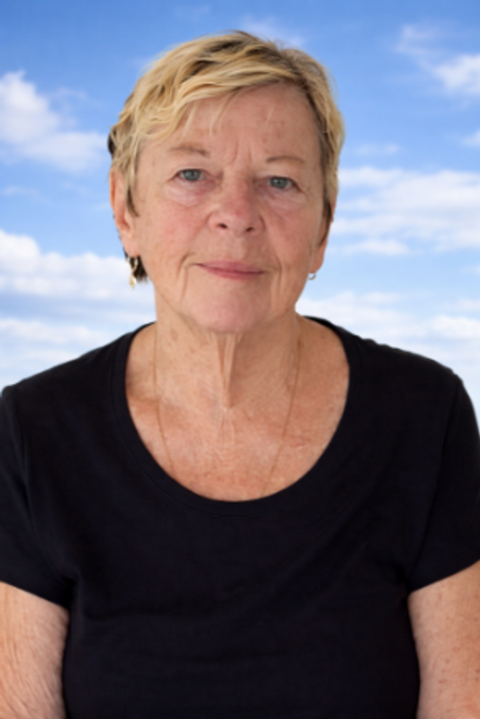 Elizabeth L. Weigartz Profile Photo
