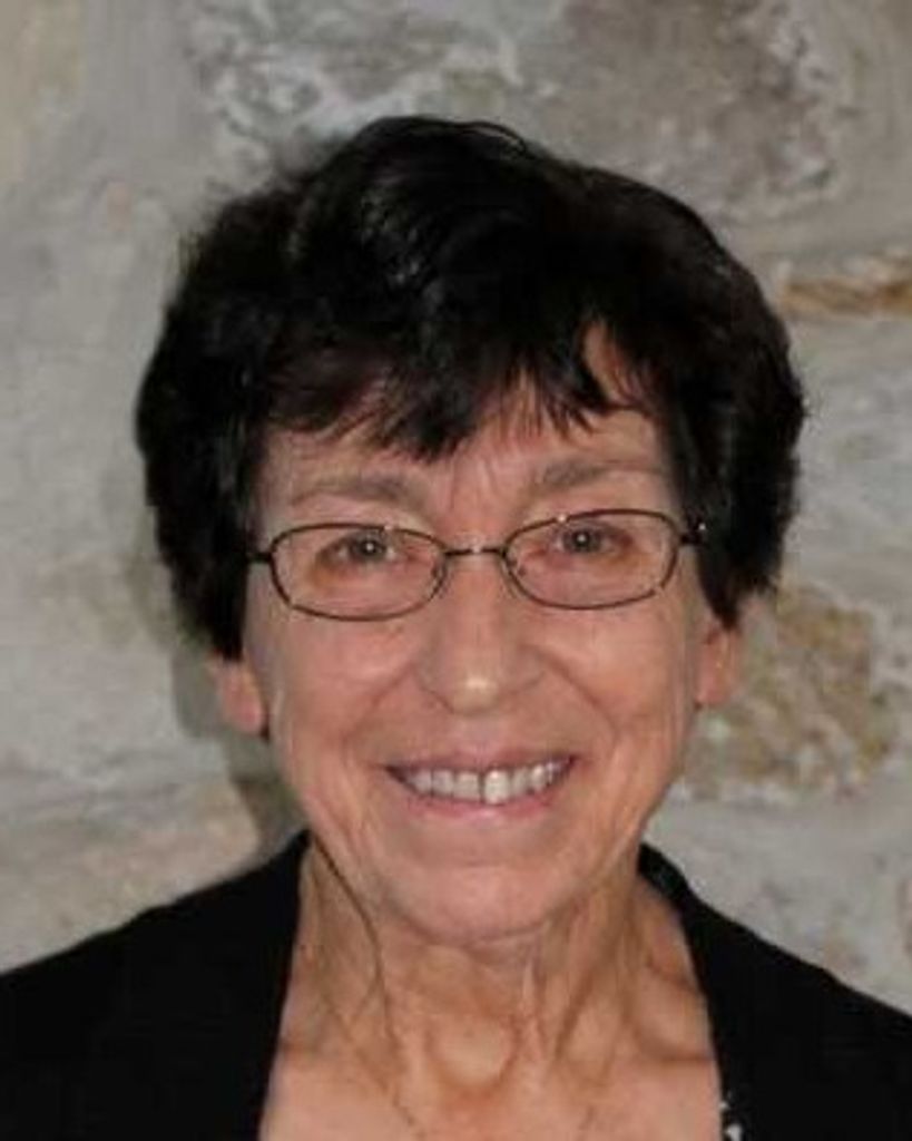 Elaine DeYulio