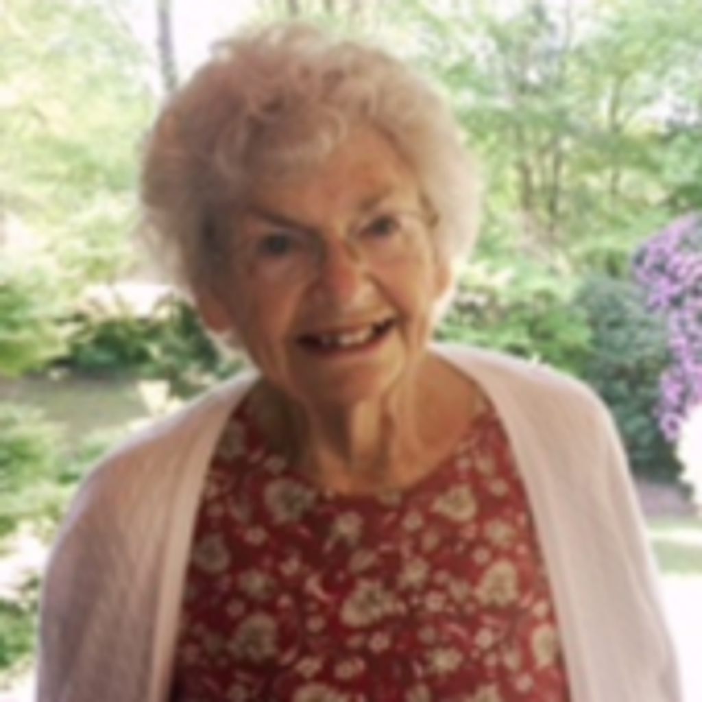 Mae Howard Lamade