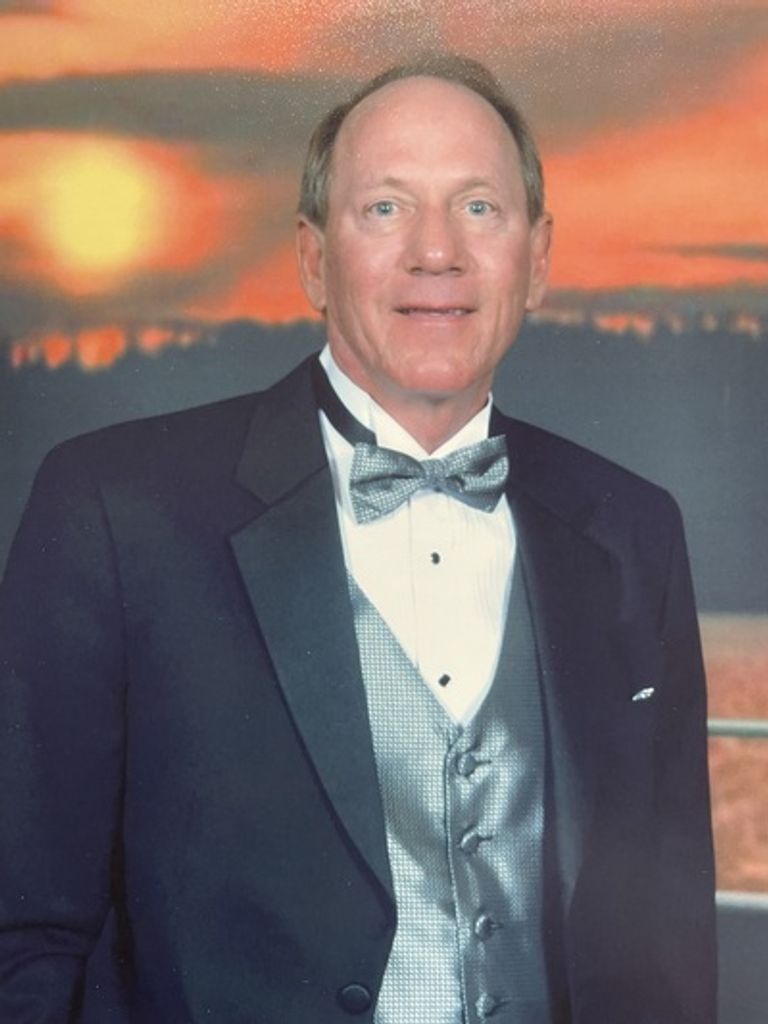 Michael Llewellyn Conrad Profile Photo