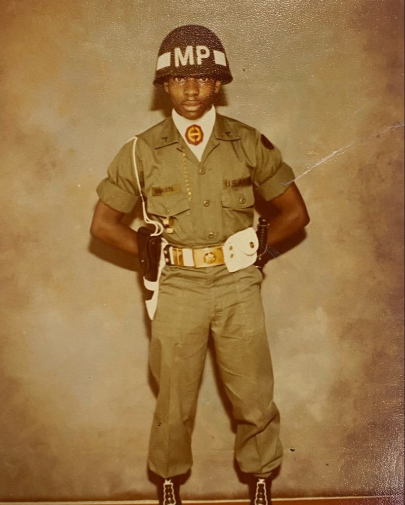 Mr. R.J. Roberts Profile Photo
