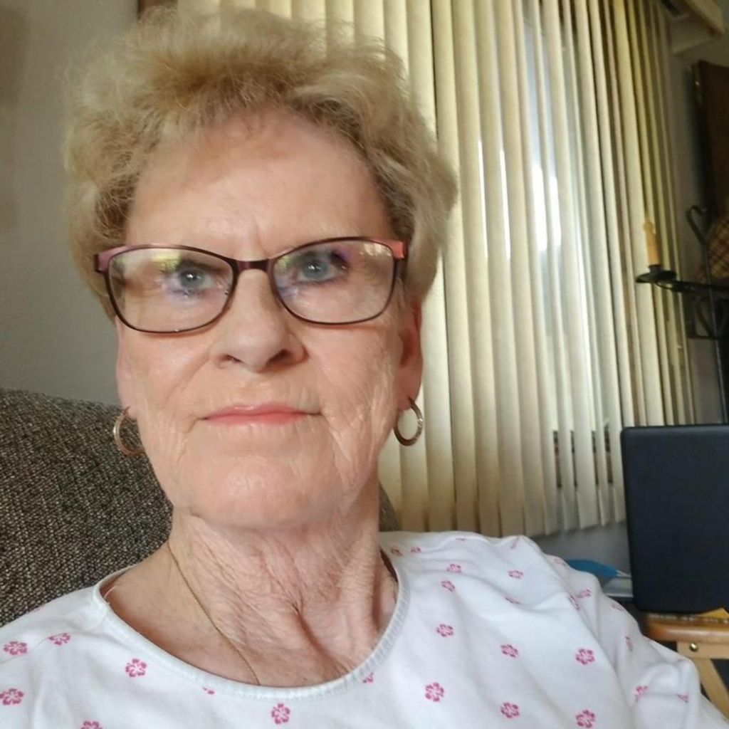 Vanga Elaine Enlow