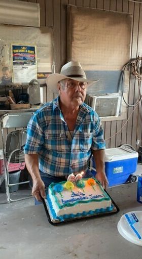 Juan Hernandez photo gallery thumbnail 114 of 129
