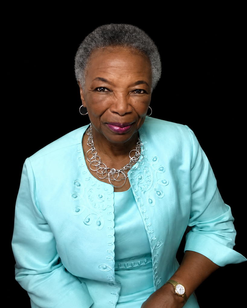 Ms. Evelyn Robinson