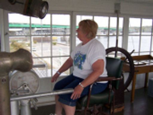 Dolores Arlene Toman photo gallery thumbnail 3 of 15