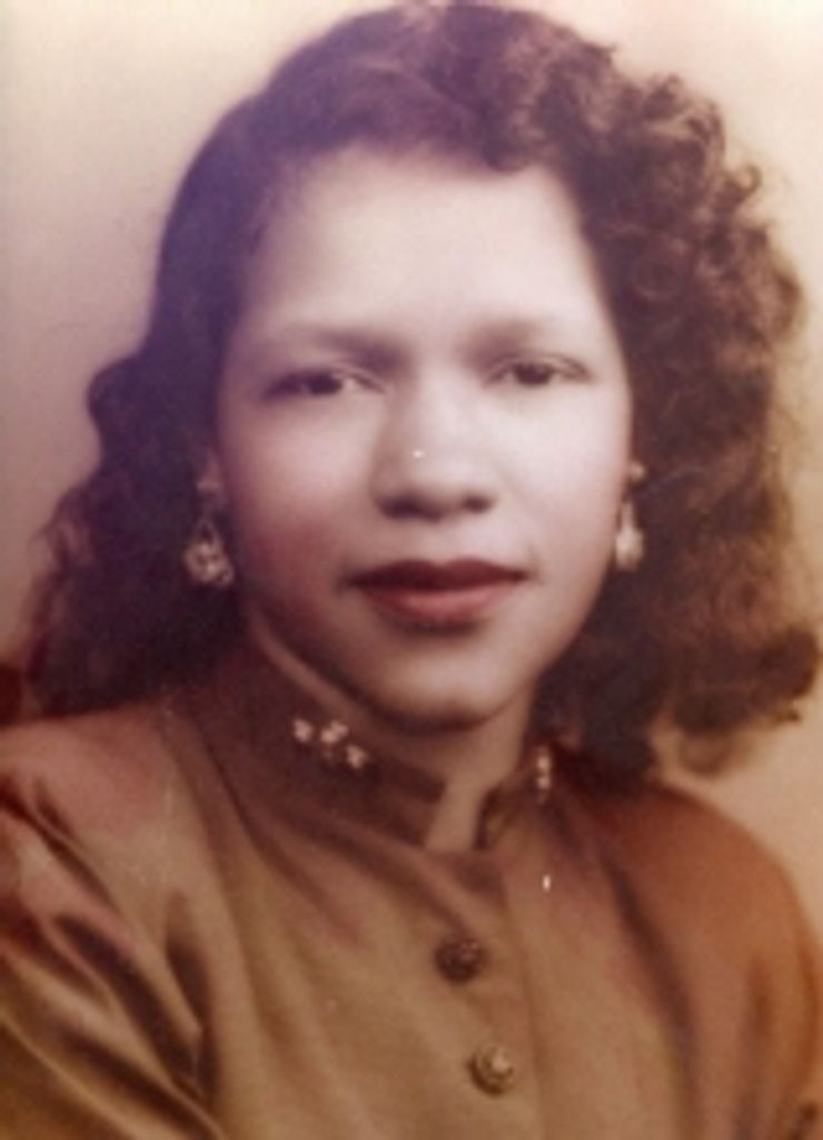 Georgia Elizabeth Magdaline 'Gaga' (Osborne) Holland