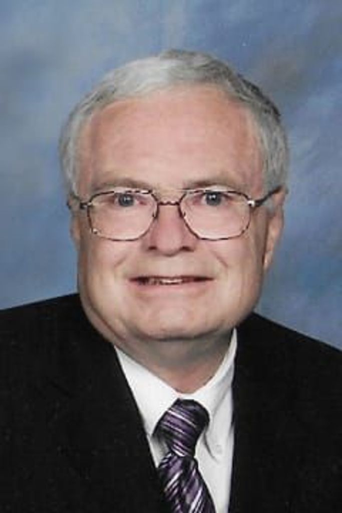 Thomas "Tom" Glen Free