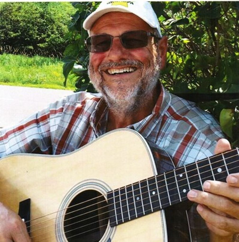 Lowell 'L.J.' Roderick Profile Photo