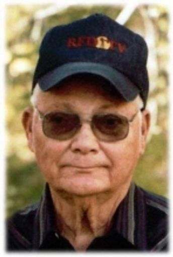 Don Bruett photo gallery thumbnail 1 of 1