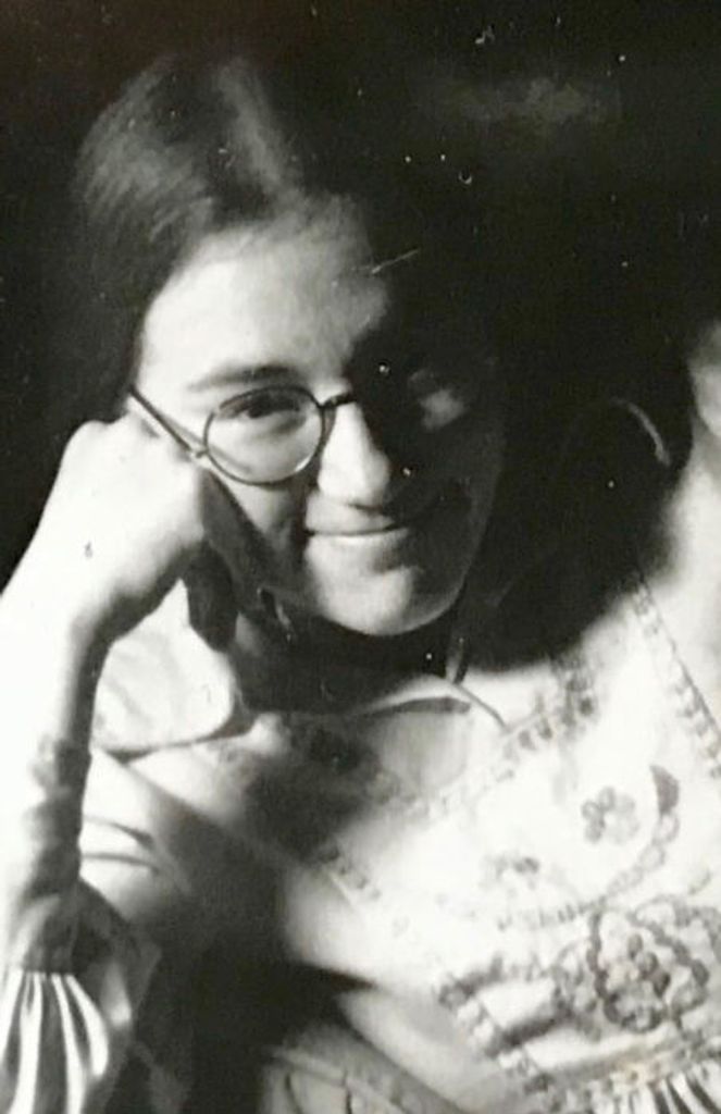 Laura Sandra (Miller)  Roslof