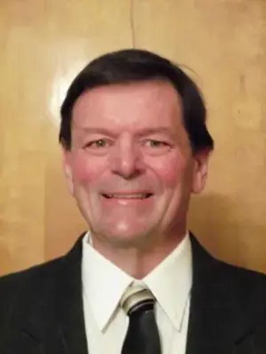 Robert Tipton Profile Photo