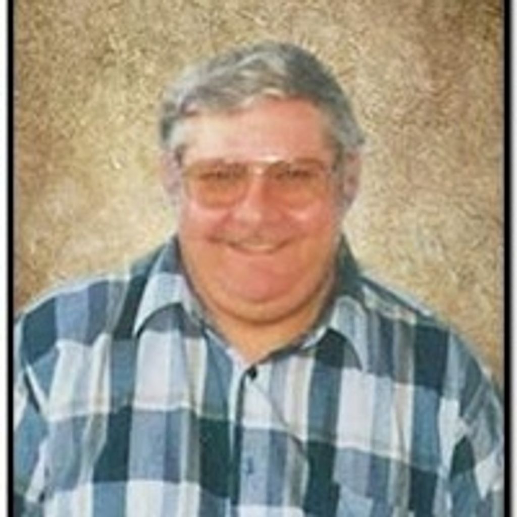 Robert "Bob" Moore