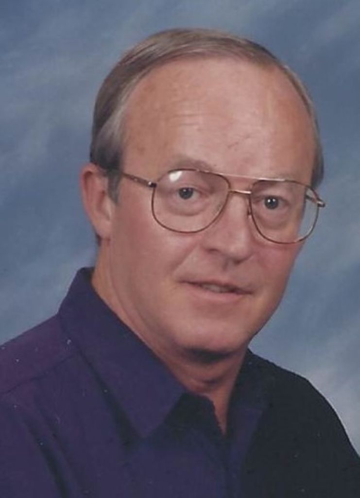 Larry M. Rhynalds Profile Photo