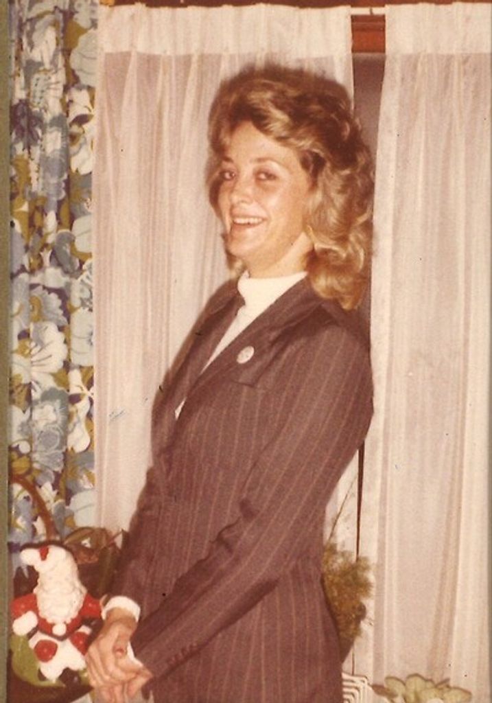 Karylin "Annie" Dianna Woosley Profile Photo